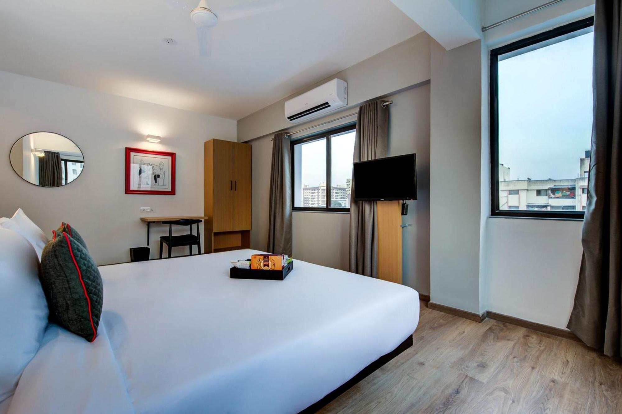Hotel Oyo Townhouse 048 Hadapsar Phursungi Zewnętrze zdjęcie