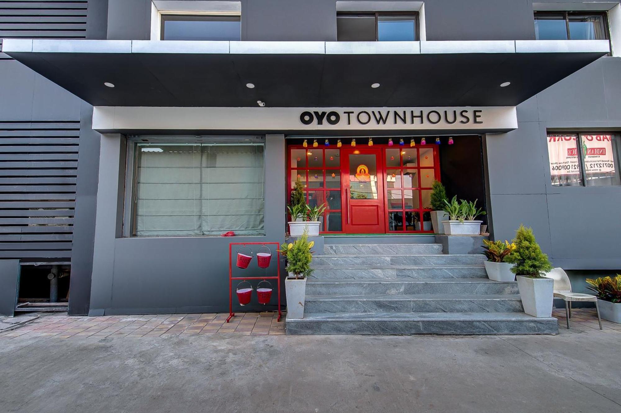 Hotel Oyo Townhouse 048 Hadapsar Phursungi Zewnętrze zdjęcie