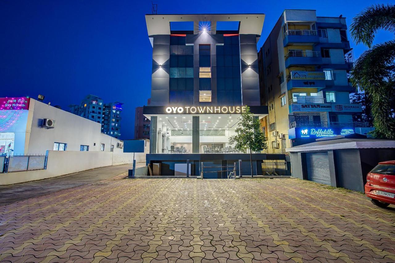 Hotel Oyo Townhouse 048 Hadapsar Phursungi Zewnętrze zdjęcie